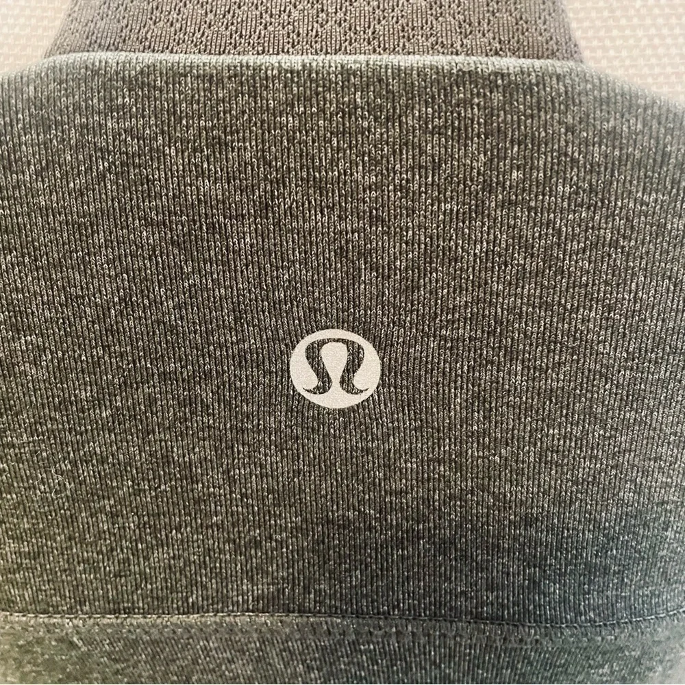 Lululemon Gray Stripe Athletic Tank Top Size 4